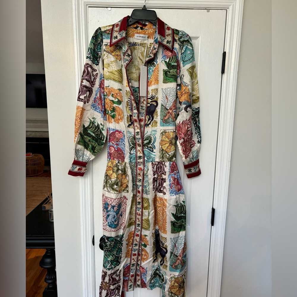 Antipodean Wond-A-Land Midi Shirt Dress, size 8 - Picture 4 of 8
